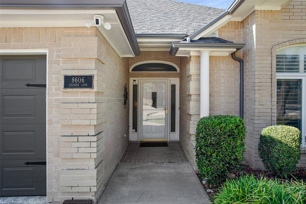 8606 Leisure Lane