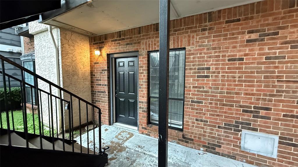 Hemlock At Park Lane Condos - Residential Lease