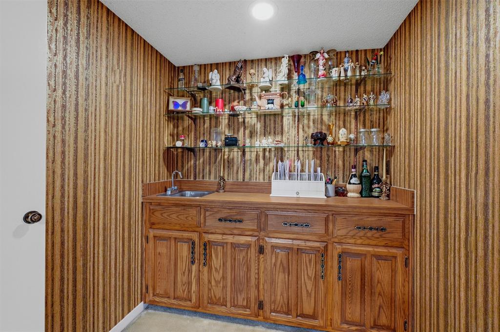 4115 Greenway Drive