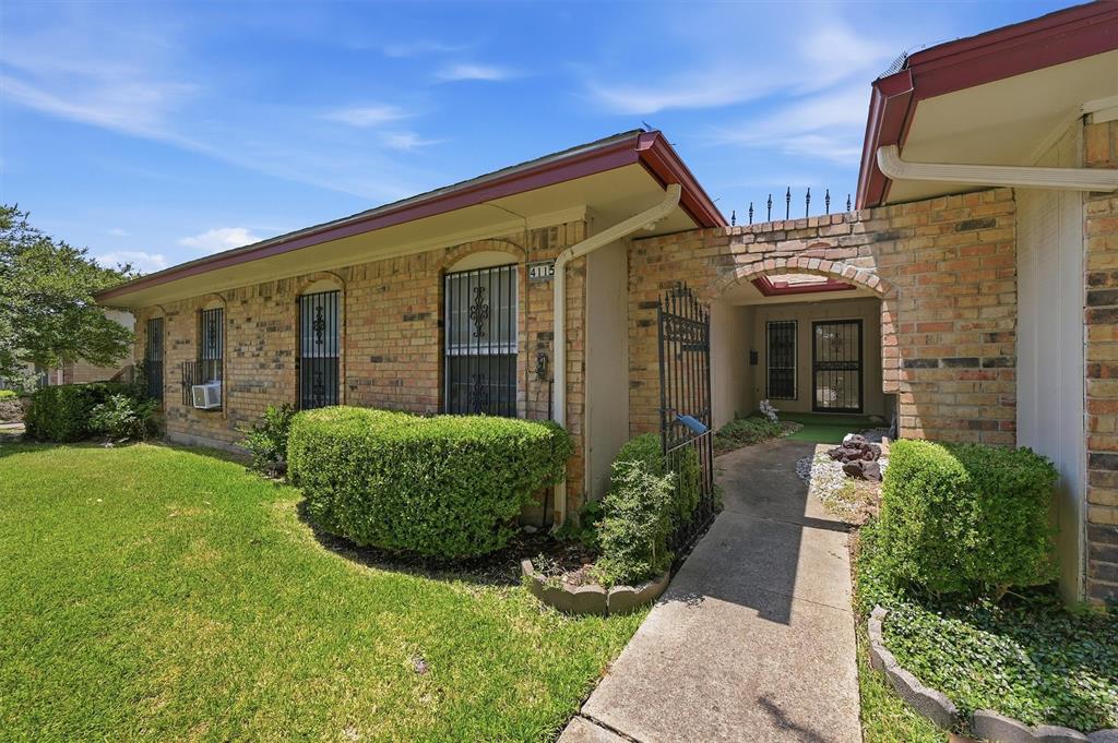 4115 Greenway Drive