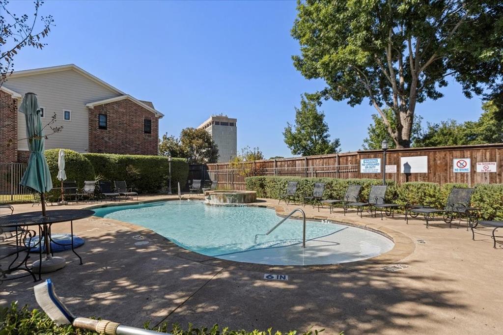 Ridglea Place - Residential