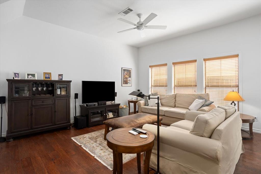 Ridglea Place - Residential