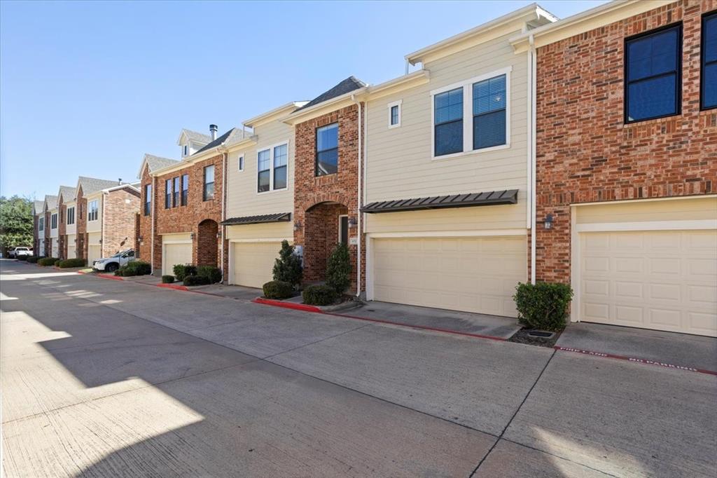 Ridglea Place - Residential