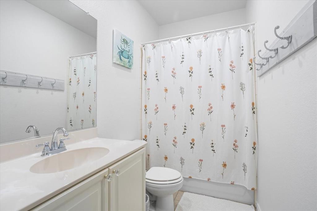 Ridglea Place - Residential