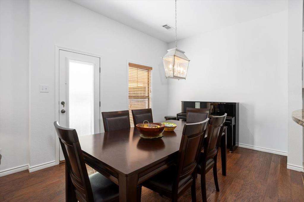 Ridglea Place - Residential