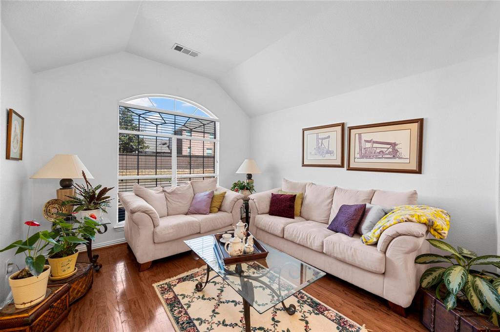 Flower Mound, Texas 75022, United States, 3 Bedrooms Bedrooms, ,2 BathroomsBathrooms,Residential,Active,92498