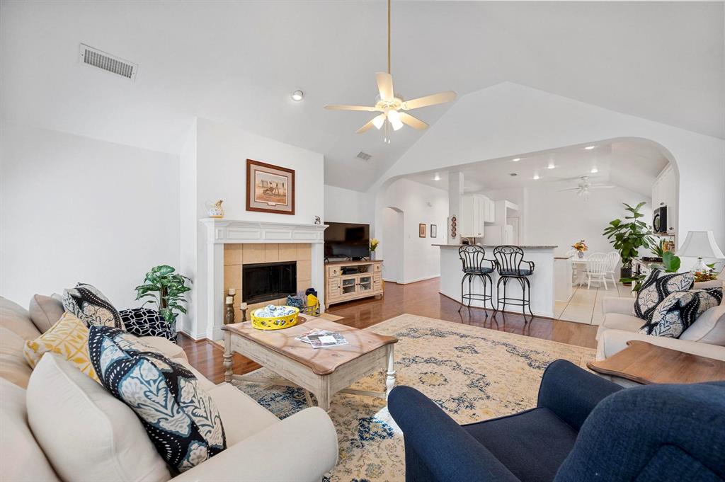 Flower Mound, Texas 75022, United States, 3 Bedrooms Bedrooms, ,2 BathroomsBathrooms,Residential,Active,92498