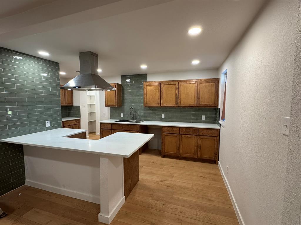 Cloverdale 01 - Residential