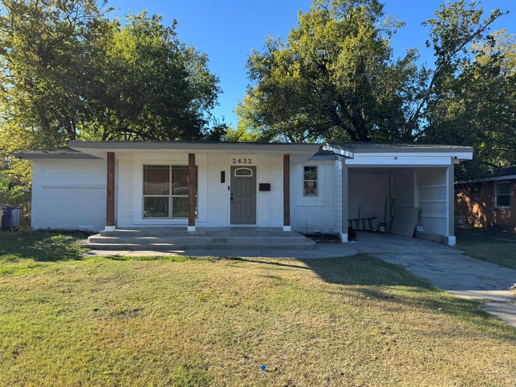 Cloverdale 01 - Residential