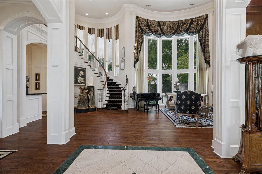 5716 Broken Wood Court
