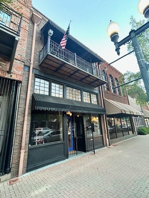 214 Texas Street