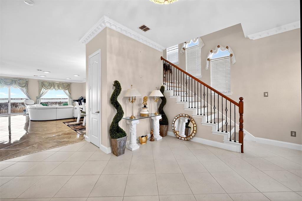 Lake Terrace 2nd Rep - Residential