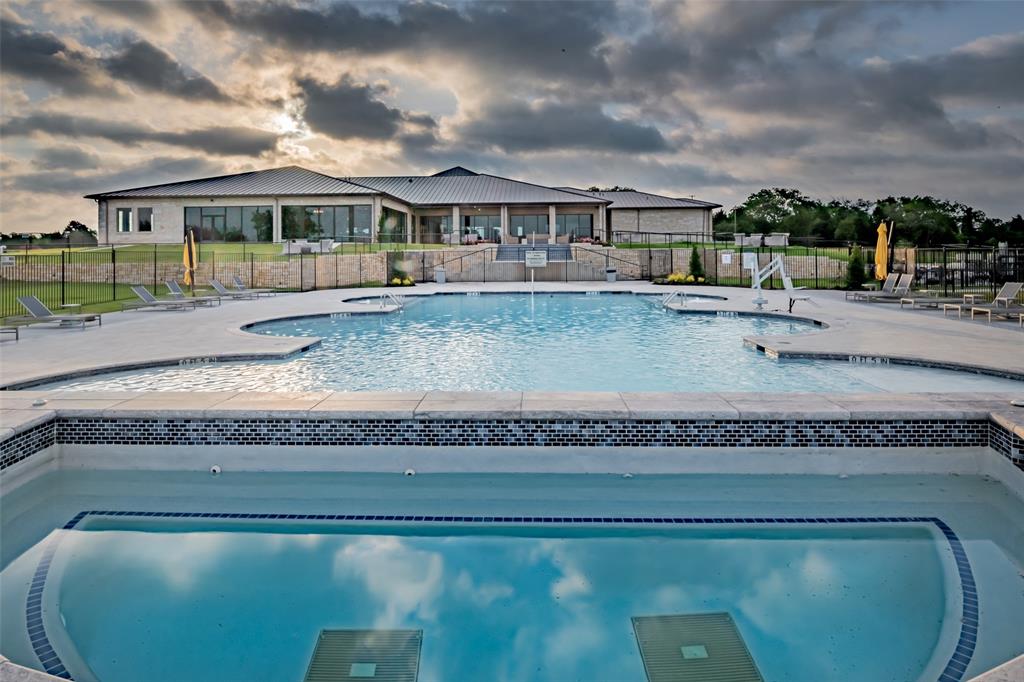 Heath Golf & Yacht Club - Residential