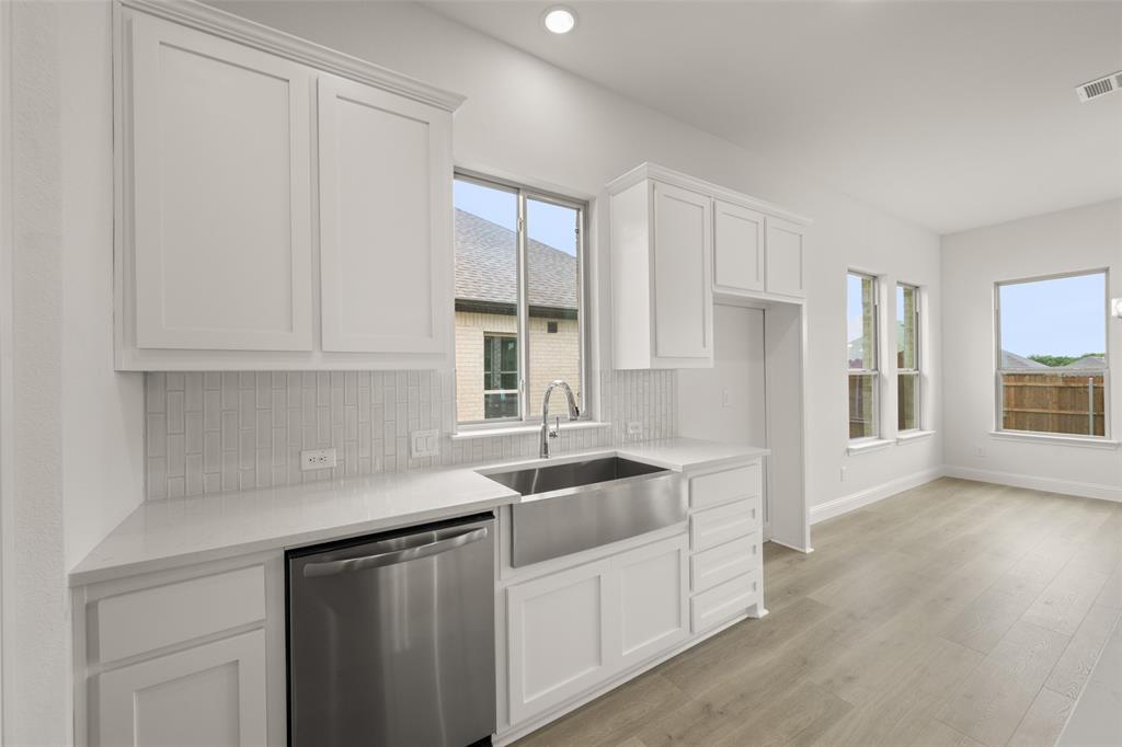 Sheppard's Place - Residential