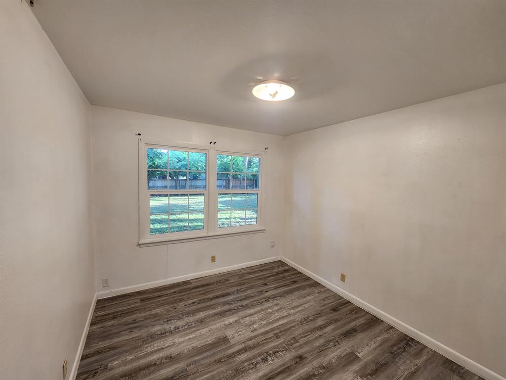 2206 Huntington Drive