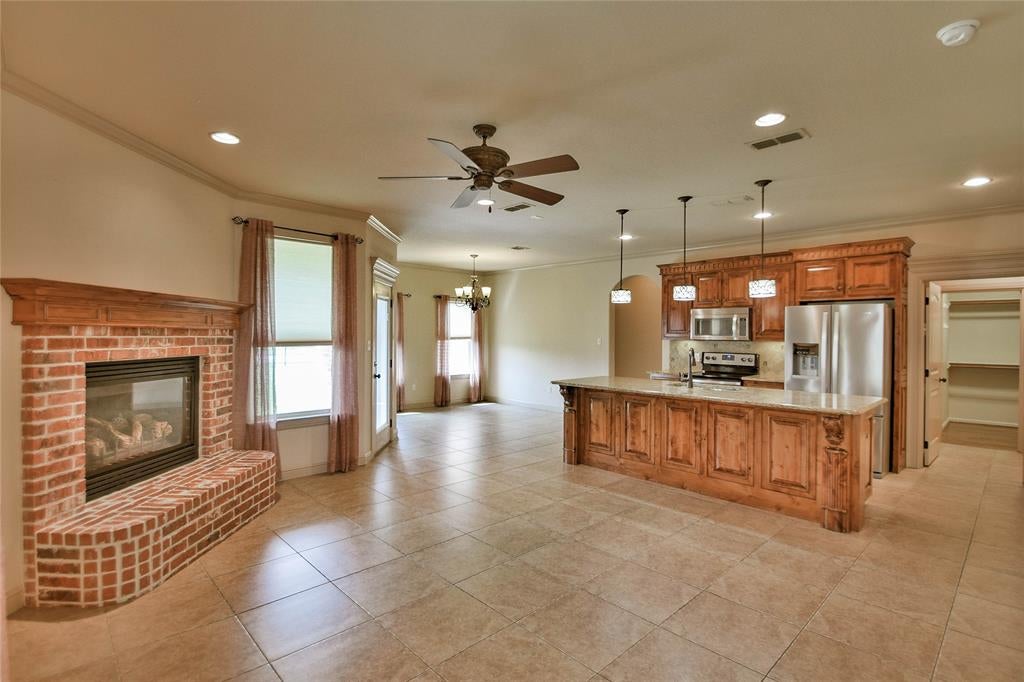 202 Captains Court