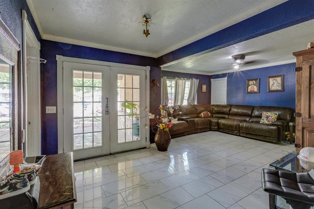 13320 Glenside Drive