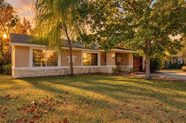 13320 GLENSIDE DR, DALLAS, TX 75234 - Image b87996f69c8388872fdd4f7ccc8c7d3b/3234742679