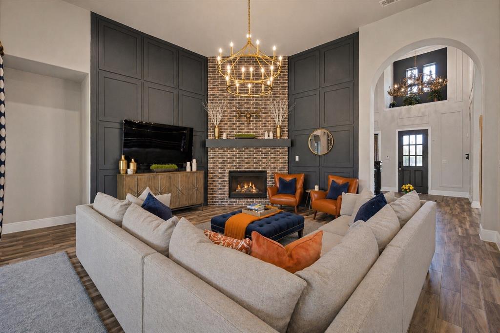 4350 Bristleleaf Lane