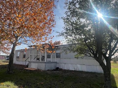 78 County Road 22820 Paris TX 75460