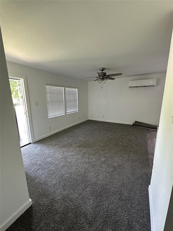 118 Iris Lane