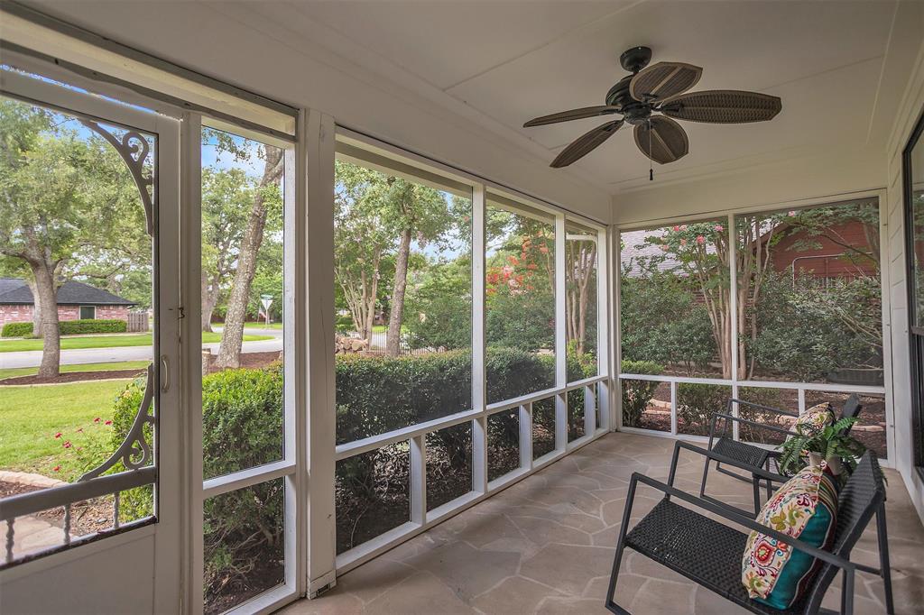 6801 Highland Oak Court