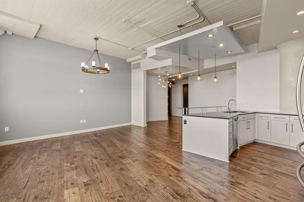 2600 W 7th Street 1619