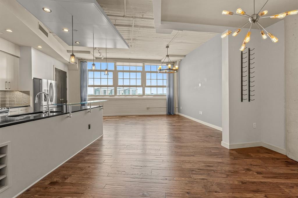 2600 W 7th Street 1619