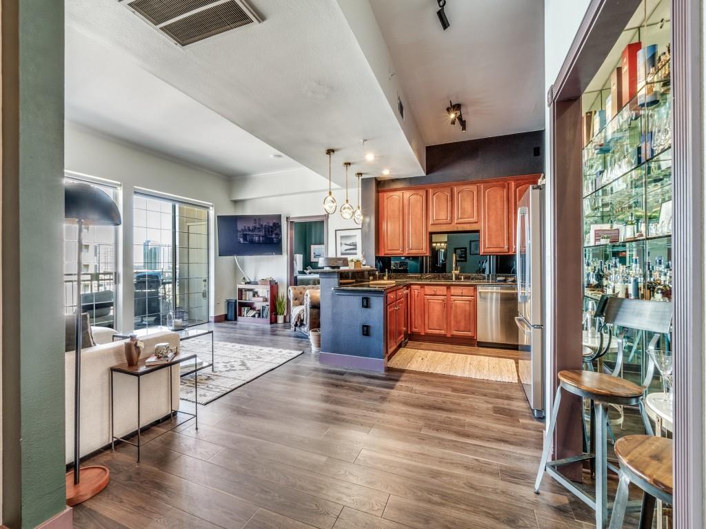 Renaissance On Turtle Creek Condo - Residential