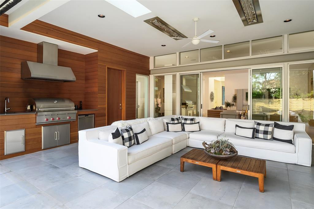 6446 Prestonshire Lane