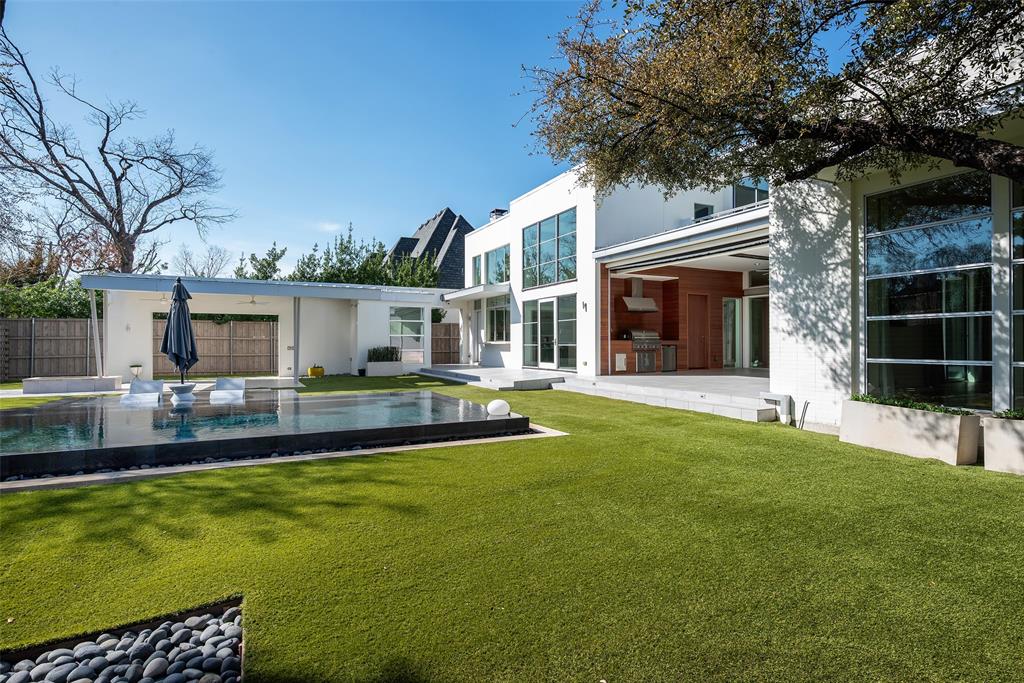 6446 Prestonshire Lane