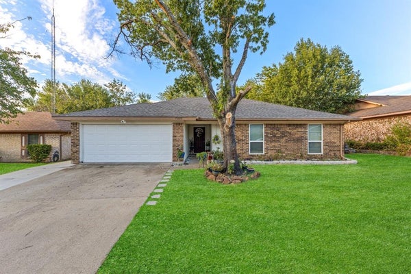 13225 LEXINGTON LN, BALCH SPRINGS, TX 75180 - Image b8858e6845f0cf58ce17c08abbd71849/2889031371
