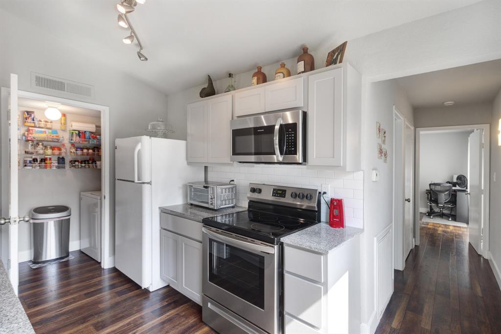 Colony 23 - Residential