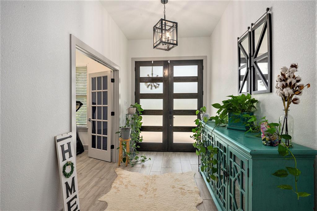 377 Sarra Lane