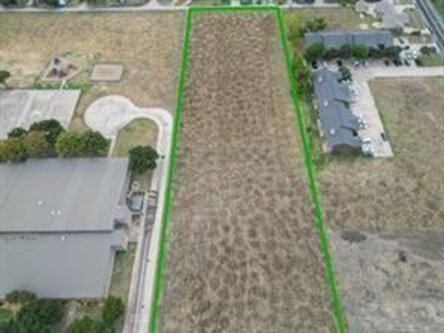 Great opportunity for investors. This part of Rowlett is booming. This land is near Lake Ray Hubbard. Schools nearby.The Sapphire Bay development nearby. Property zoned for single family. Lots of possibilities for the right buyer