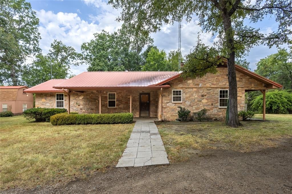 1966 County Road 2980