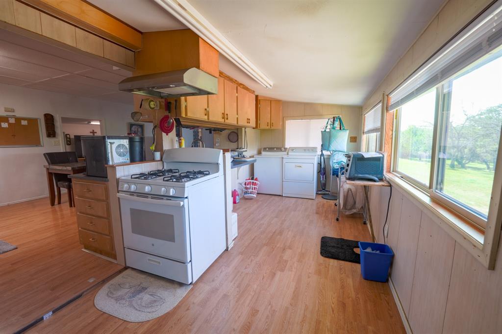 159 WHISPERING OAKS JENKINS SPRINGS - Residential