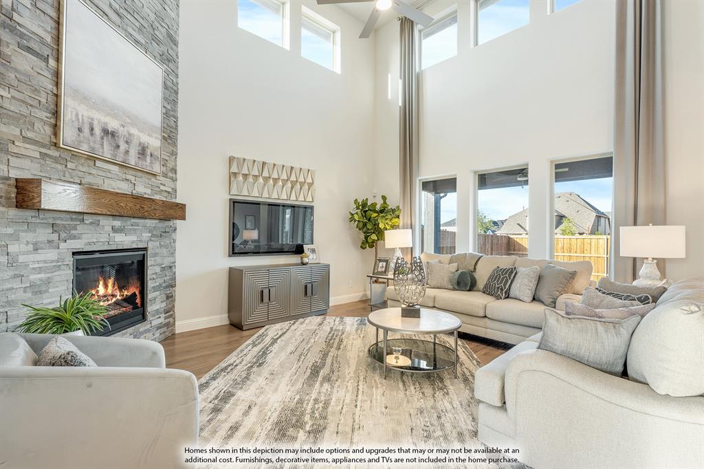 3336 Lakeshore Drive
