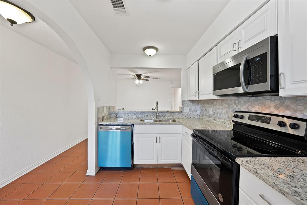 Gran Villa Twnhs - Residential