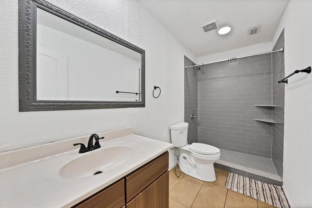 Gran Villa Twnhs - Residential