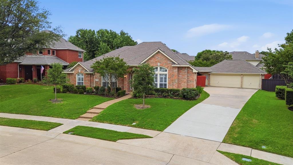2709 Greenview Drive
