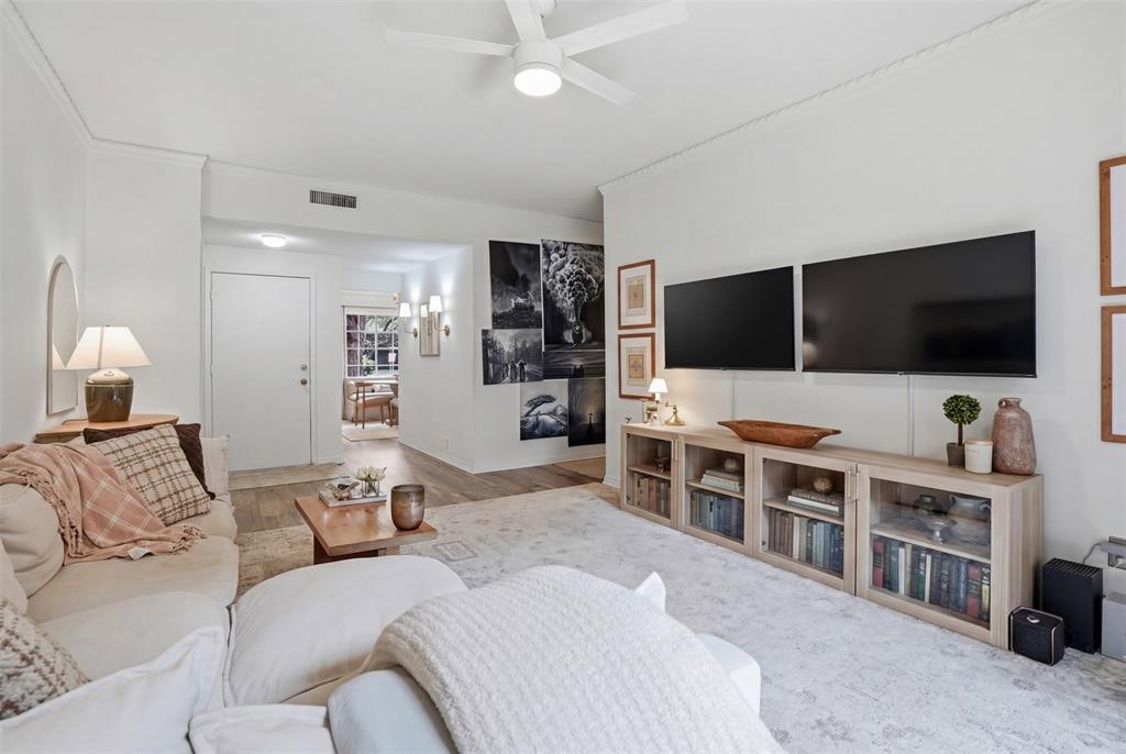 Royale Orleans North Condo - Residential