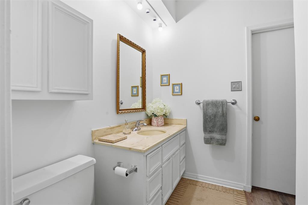 Royale Orleans North Condo - Residential