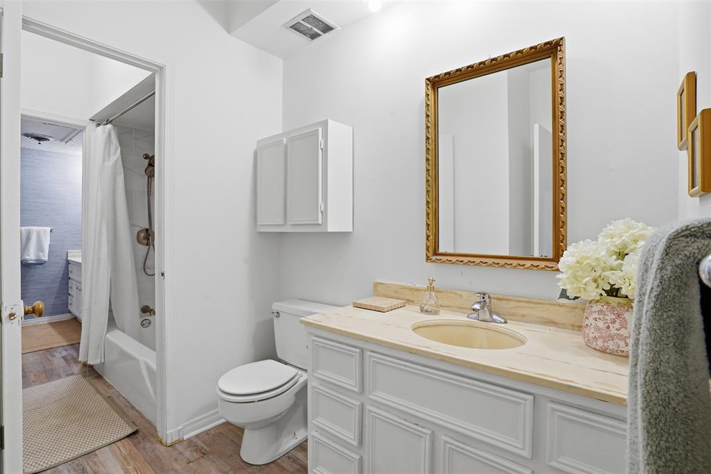 Royale Orleans North Condo - Residential