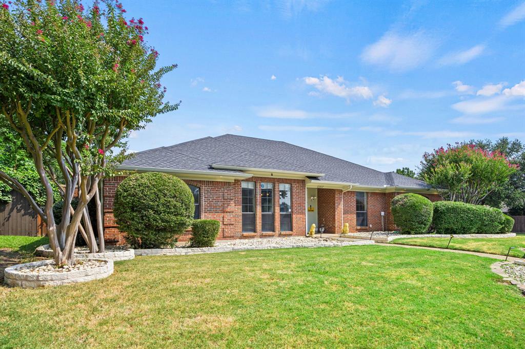 2307 Honeysuckle Drive