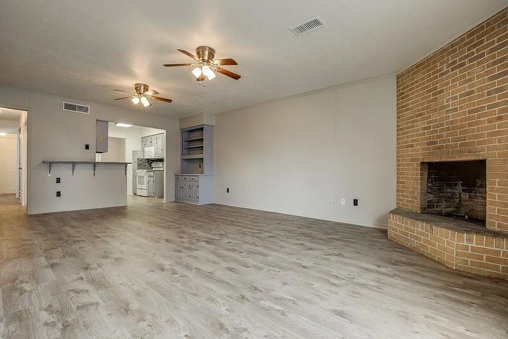 Highland Meadows 08 - Residential Lease