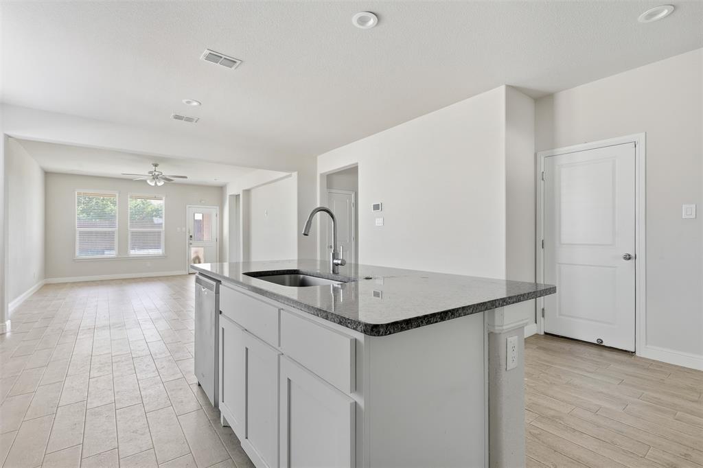 Belclaire Ph IV - Residential Lease