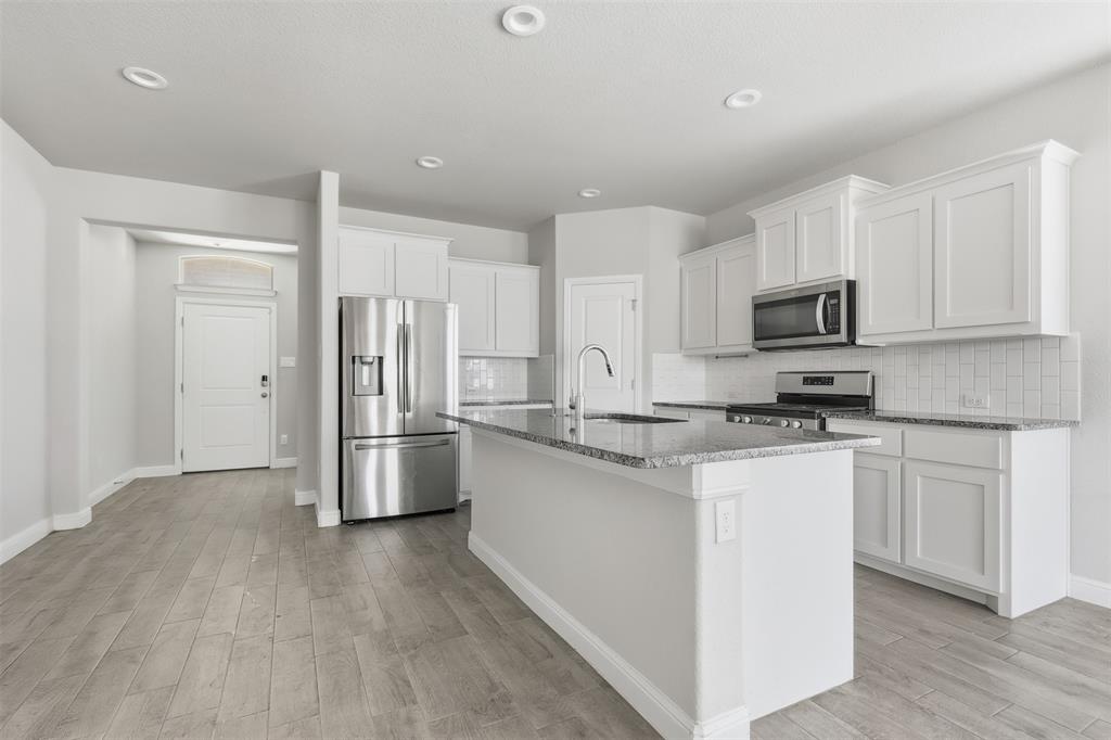 Belclaire Ph IV - Residential Lease