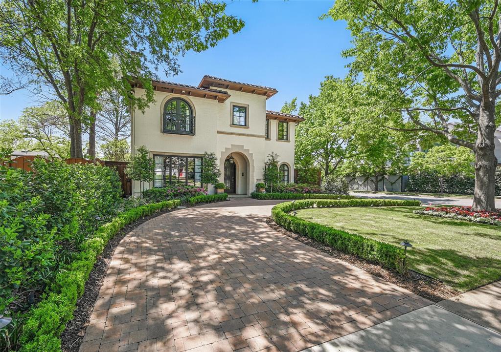 3219 Saint Johns Drive
