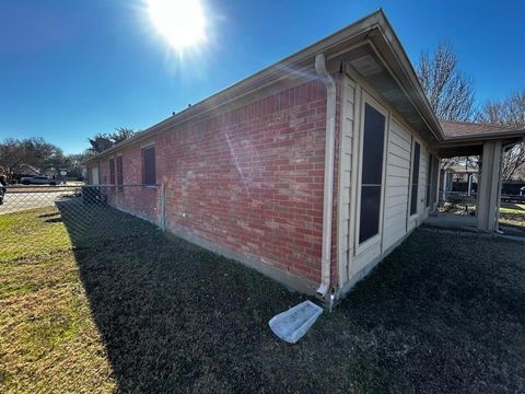 A home in Terrell